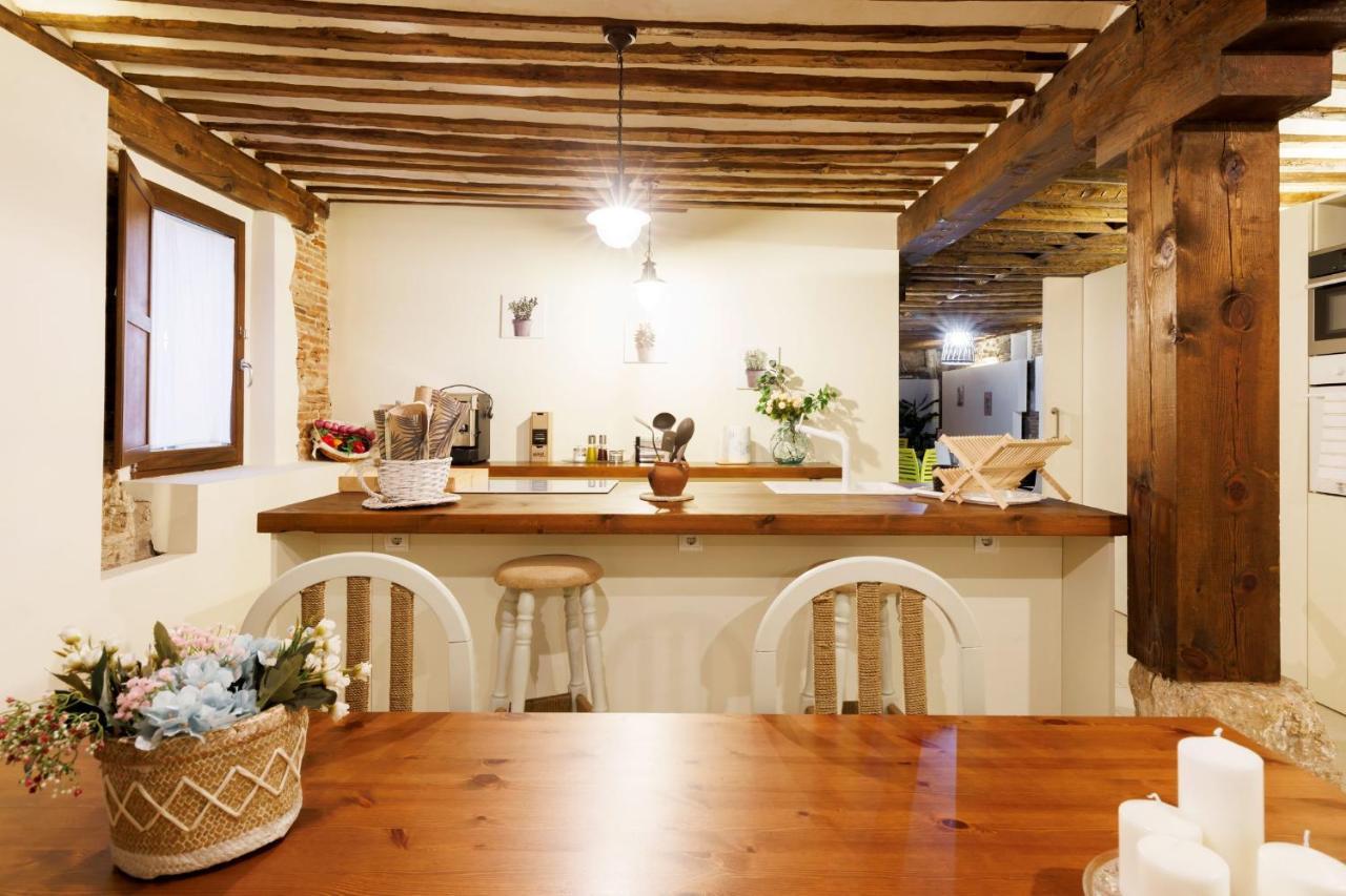 אלקאלה דה הנארס Casa Deluxe Herreros מראה חיצוני תמונה